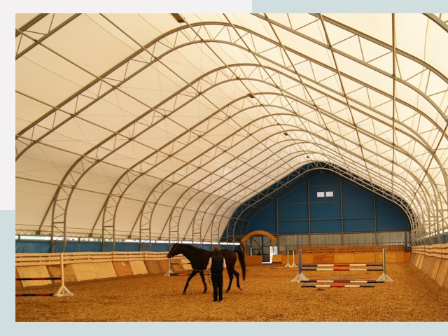 Строительство конных манежей в Устях-Джегуте