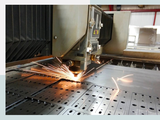 Лазерная резка металла в Устях-Джегуте от 607 руб.